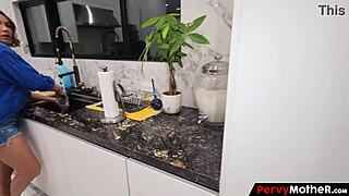 pervymother - son woke up to best breakfast ever, omg