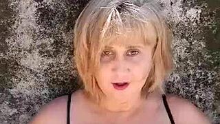 beach exhibitionism fetish with huge pussy lips on display