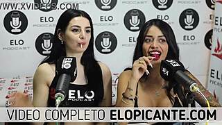 Bisexual Lesbians Kiss And Play With Lollipop Teasingly