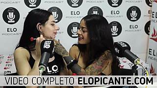 Bisexual Lesbians Kiss And Play With Lollipop Teasingly