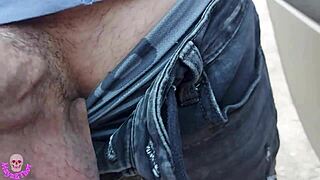 Maya meets a handsome guy and gives him a blowjob on the street