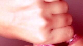 japanese amateurs give close up blowjobs!