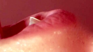 japanese amateurs give close up blowjobs!