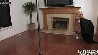 Jessica FLAUNTS her TIGHT ASS in a SEXY POLE DANCE