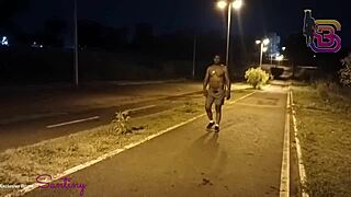 Wife sucking big cock in city square 😍