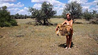 Savannah Vixen Takes It Raw Outdoors Like a True Amateur!