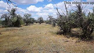 Savannah Vixen Takes It Raw Outdoors Like a True Amateur!