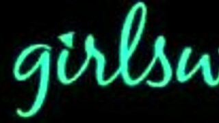 hot teen plays with stepmom's vibrator secretly 😏