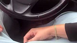 Adventures of MilfyCalla in episode 4: she needs a ride