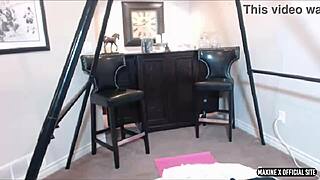 maxine is spreading her bubble butt on webcam! she's fucking herself with a dildo 😍