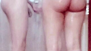 Desi housewife gets steamy in bathroom with Indian couple sex! 🛁