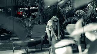 Mom Aubrey Adams Rubs and Fucks Outdoors in Sun