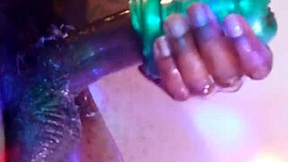 Pornstar Hallelujah Johnson worships big black cock with dirty talk