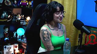 chatting with martina olivera about mysterious gifts on the podcast pupum no barraco