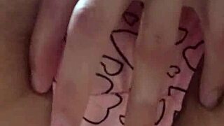 I masturbate my hairy pussy under the desk in class 😏