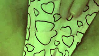 I masturbate my hairy pussy under the desk in class 😏