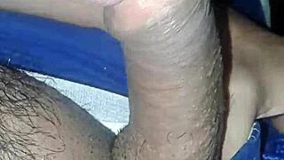 Palpitante solo masturbation session