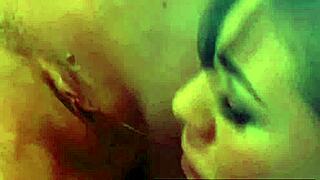 Capri intensely fucks London hard.