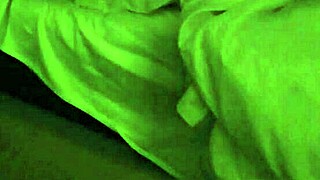 Gordito se coje a su novia me lastima tu verga ella dice