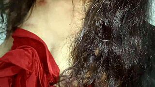 Muslim girlfriend enjoys casual sex with her friend in hardcore session