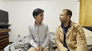 discapacitado vergon rompe el culo a su compañero