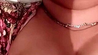 aurora le hace otra videollamada a su hunter muy horny y puta madura mexicana