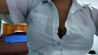 Madura Irresistible Shows Off Her Big Tits In A Sexy Skirt During Casting