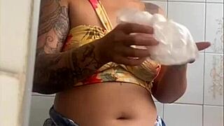 Eu Estou Na Live E Abri Meu Ziper Pra Mostra O Quanto Eu To Querendo Dar With Flashing And Big Pussy