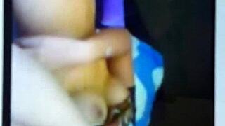 French slut Fanny toying her pussy on webcam?