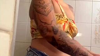 Eu Estou Na Live E Abri Meu Ziper Pra Mostra O Quanto Eu To Querendo Dar With Flashing And Big Pussy