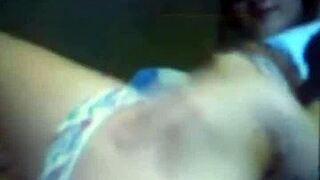 French slut Fanny toying her pussy on webcam?