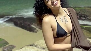 Novinha Casada Loses Phone And Leaks Sexy Crossdressing Videos Of Outdoor Public Fucking On Ipanema Arpoador Beach!