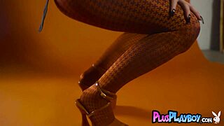 big ass natural babe posing lingerie nipples piercing stunning body