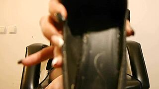 milfycalla's adventures ep 38 with foot fetish for slaves