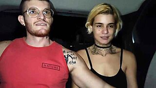 paguei a corrida do uber com um boquete babado e deepthroat no pau dele!