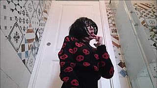 The suppository won't enter but i push it all the way in