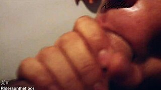 Beautiful Lips Suck Wet Cock With Teasing Close Up!