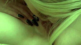 mature teaches lesbosexxxx with instruction and licking.