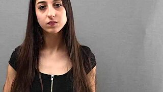 I-I messed up the interview and ended up sucking an old cock in this casting