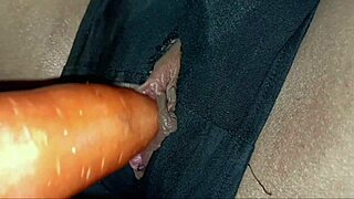 This 20yo Guy Arranged An Experienced Cougar To Lose His Virginity