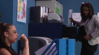 i watch jasmine webb and emma butt in 4-way