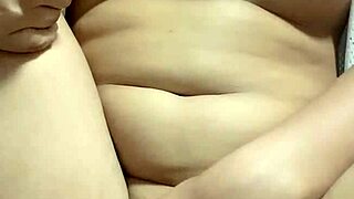 i am masturbating so hard, can't stop it