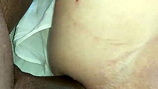 seguranca do shopping sabe como fuder o cuzinho dessa travesti safada