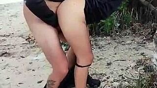 Puta Mexicana Es Cogida Entre Los Manglares Para No Ser Descubierta Por La Gente