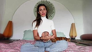 i explore the differences between foreskin and circumcised penises in this tutorial with roxy fox.