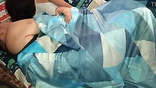 I found my stepsister in bed and had to fuck her before work