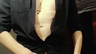 tutorial for masturbating in shirt with cum control