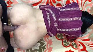 I seduced bhabhi and fucked her pussy.