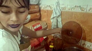 de perú su encanto mi putita dice que es del pueblo para el pueblo por eso cocina me baila y culea todo en uno ¡takcheraaa!