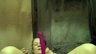 esclave f autoseance uro gode humiliation